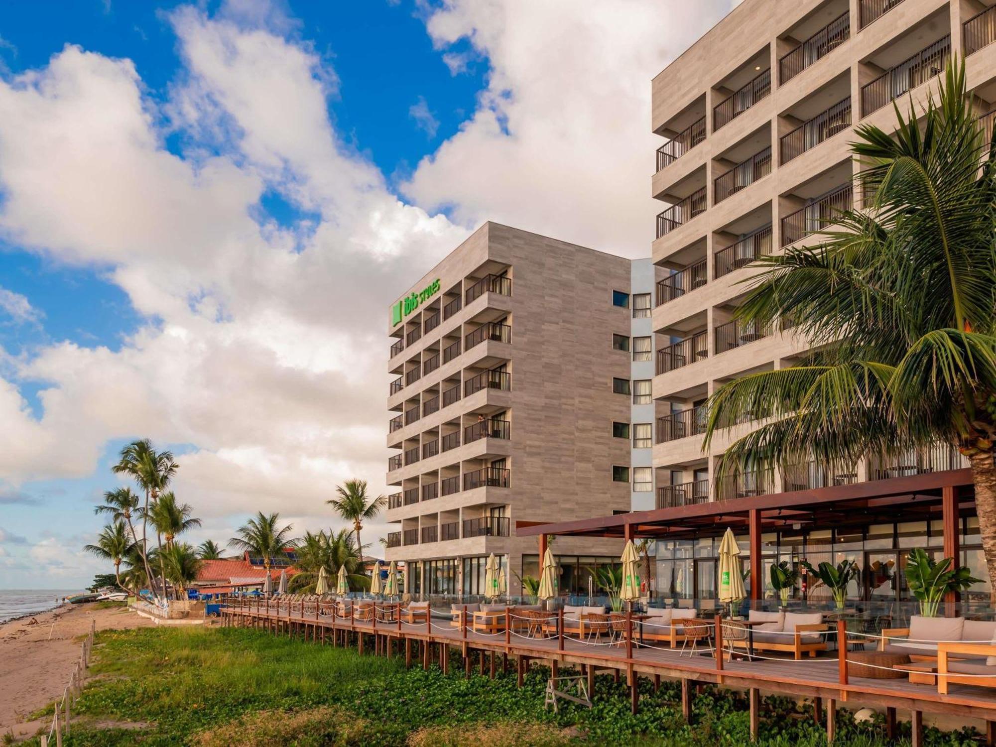 Ibis Styles Maragogi - O Primeiro Ibis Styles Pe Na Areia Do Brasil エクステリア 写真